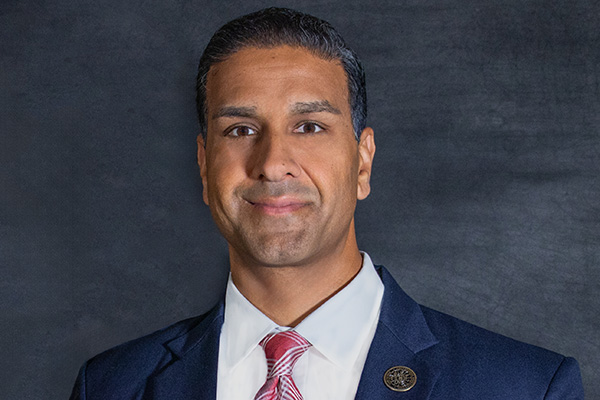 Harnoor Dhaliwal headshot