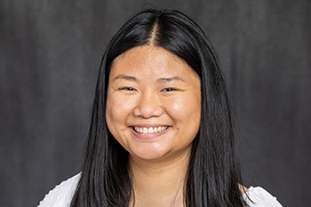 Mia Walter headshot